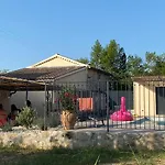Casa de Férias Le Clos Des Muriers *
