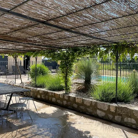 Le Clos Des Muriers 度假居